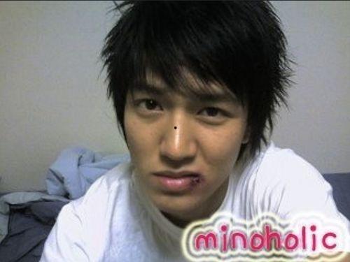 浓眉大眼帅小伙生活照,帅小伙生活照魅力无限