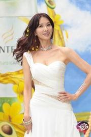 林志玲内衣广告图片,内衣广告尽显女神魅力