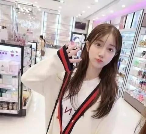 女主播水仙是不是真的,真实身份与网络传闻大起底